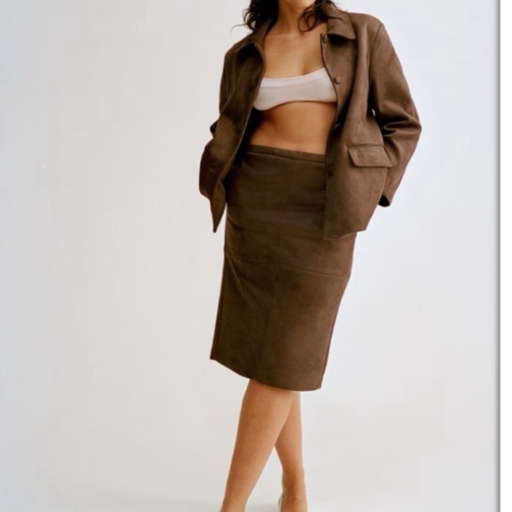 H&M Brown Soft Faux Suede Leather Pencil Skirt NWT